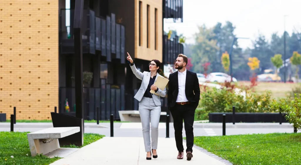 Immobilen GmbH: Makler im Gespräch